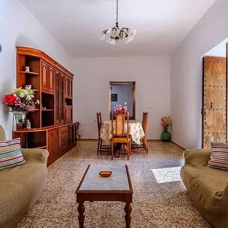 El Encanto, Ideal For Families And Groups